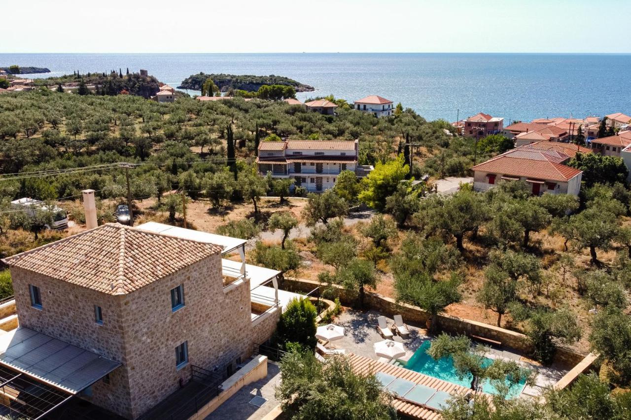 Lithos Guesthouse Kardamili מראה חיצוני תמונה