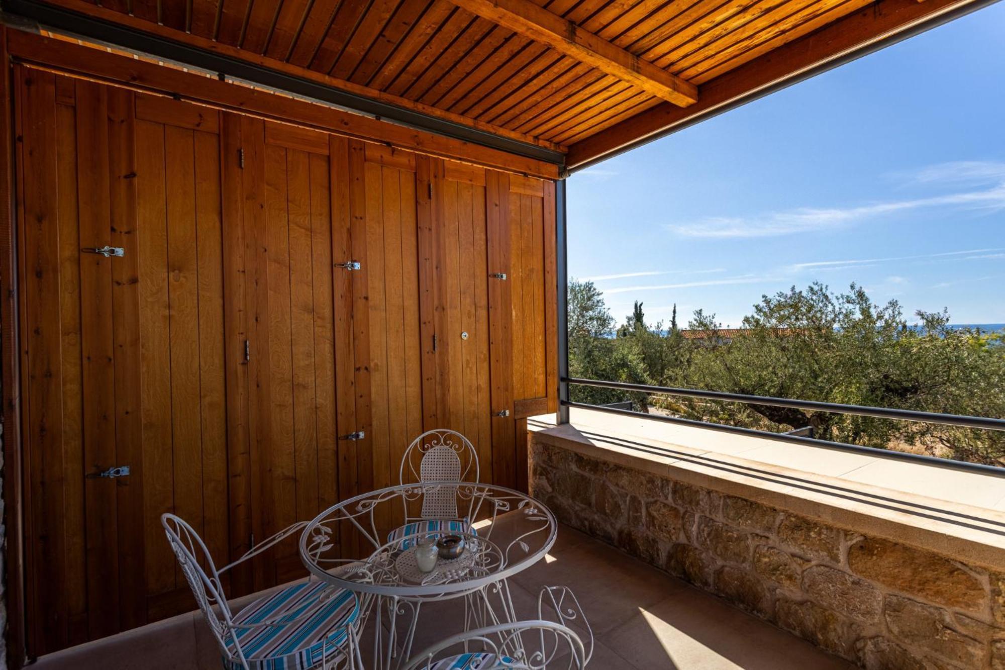 Lithos Guesthouse Kardamili מראה חיצוני תמונה