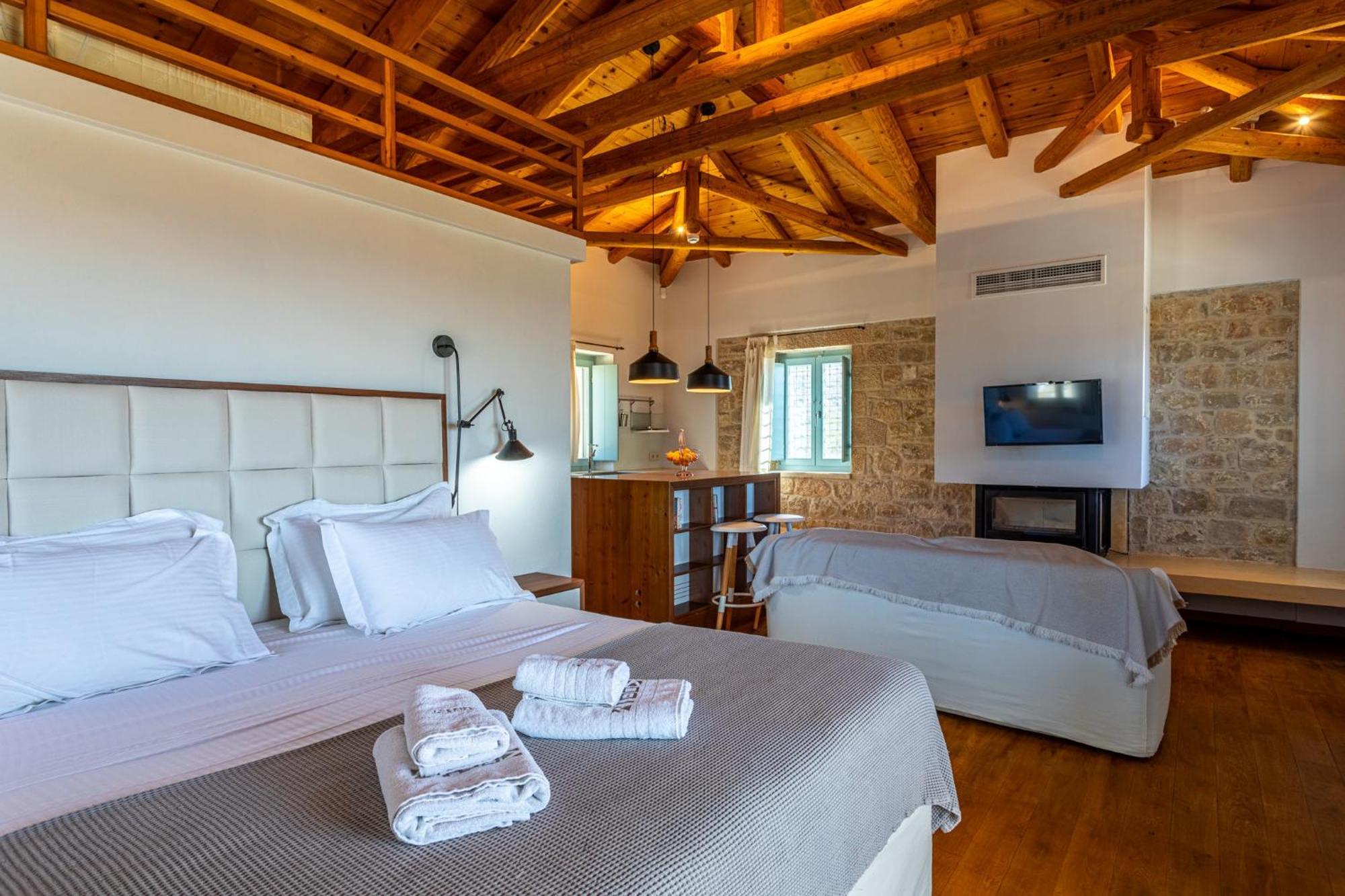 Lithos Guesthouse Kardamili מראה חיצוני תמונה