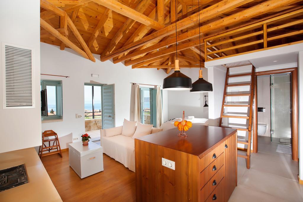 Lithos Guesthouse Kardamili מראה חיצוני תמונה