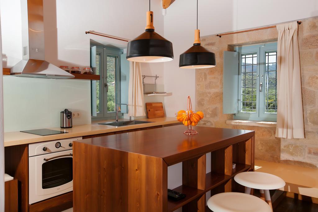 Lithos Guesthouse Kardamili מראה חיצוני תמונה