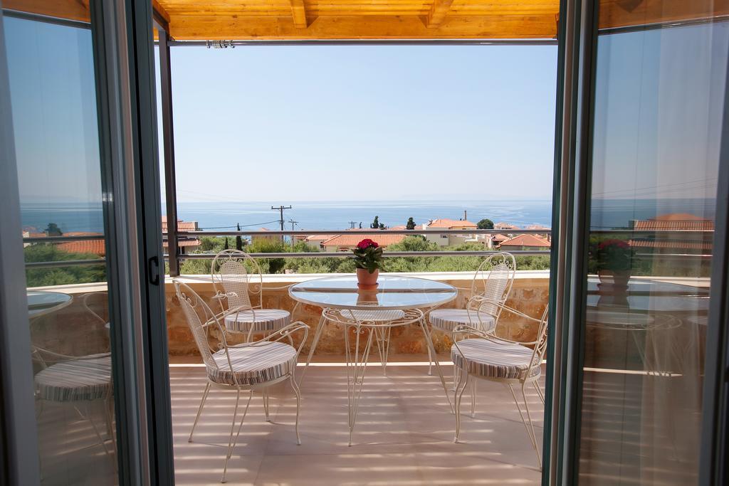 Lithos Guesthouse Kardamili מראה חיצוני תמונה