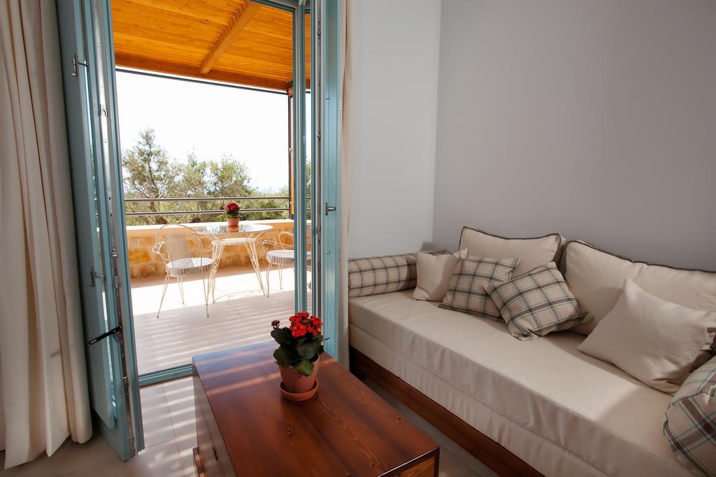 Lithos Guesthouse Kardamili מראה חיצוני תמונה