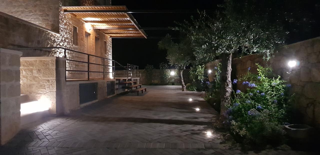 Lithos Guesthouse Kardamili מראה חיצוני תמונה